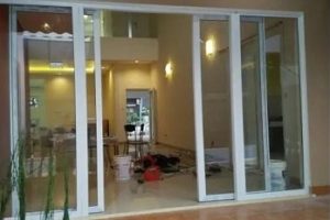 Layanan Tukang Kaca Profesional Hanya Ada di Tukangbanyuwangi.com